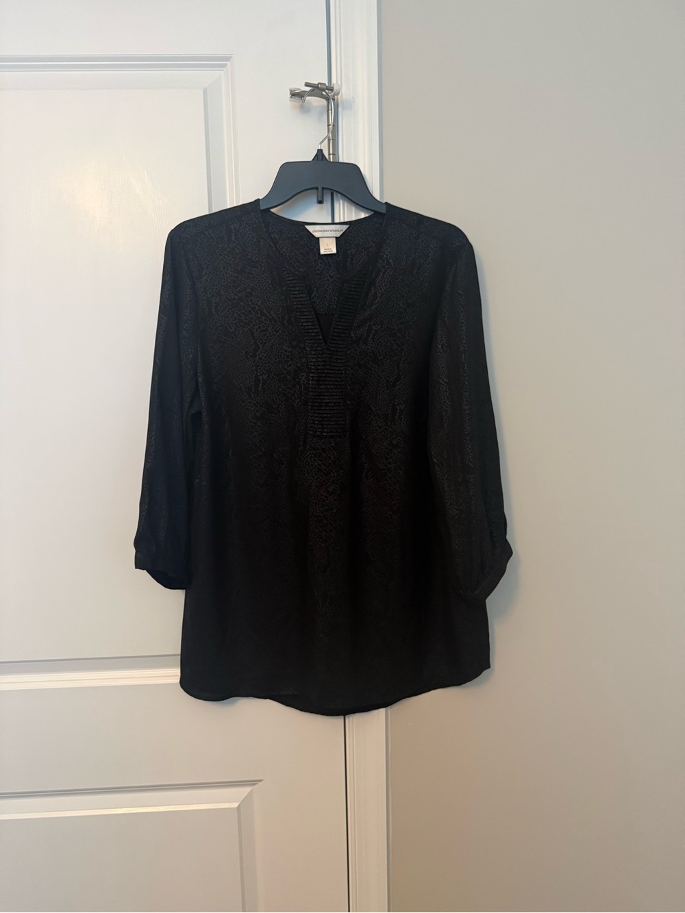 Christopher & Banks Black 3/4 Sleeve V-Neck Tunic